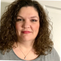 Laura Collins, Mba