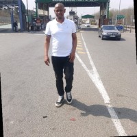 Velaphi Kholomba