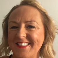 Suzanne Mckinlay