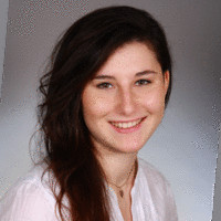 Nadine Kaufmes