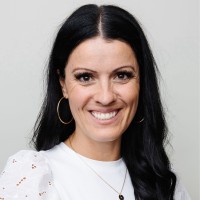 Leslee Lundgren