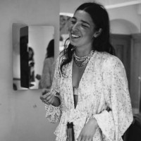 Alexis T Schwartz