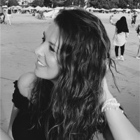 Lore Vanhout