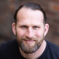 Giles Robertson