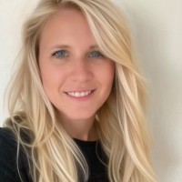 Lindsey Bourret