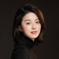 Shuang Y.
