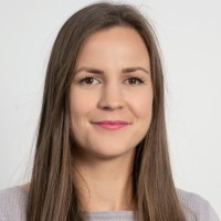 Katarína Svetlošáková