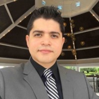 Román E. Bernal Troetsch