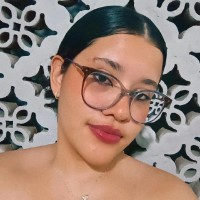 Caroline Nunes de Souza Devides