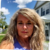 Saundra Mahon