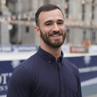 Tom Stolzer