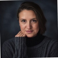 Jennifer Hoelker