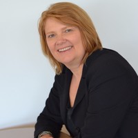 Linda Smith