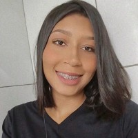 Tainá Barros
