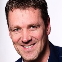 Hans De Beer
