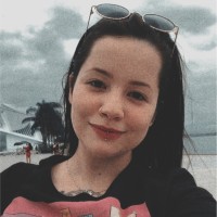 Júllia Bizarro