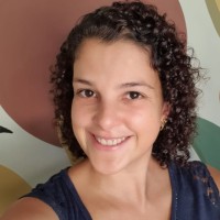 Renata Bernardes
