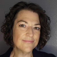 Leslie Crawley