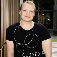 David Earnshaw