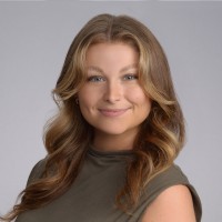 Sophie Roe, Mba