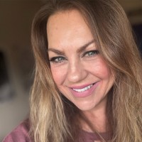 Debbie C.