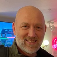 Garry Richardson