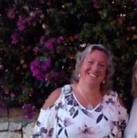 Lesley Burnham
