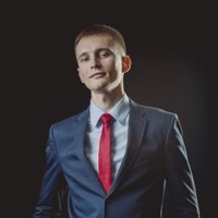 Максим Никонов
