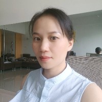 邱远英