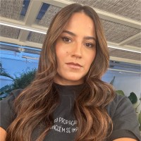 Taina Santos