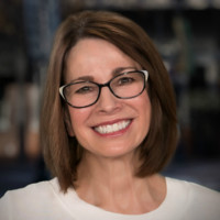 Joanne Mckee, Broker- Sres, Crs, Abr, Gri, Cic