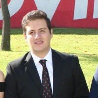 Luis Flores