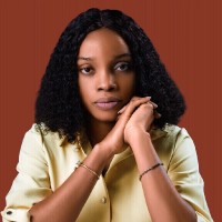 Peace Akinola (Coach Phoebe)