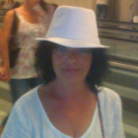 Aurora Lazare pillado