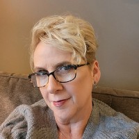 Stacie White