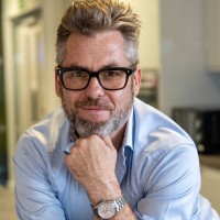 Simon Crabb