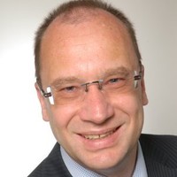 Dr. Ralf Wagner
