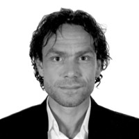 Robert van den Broek