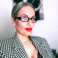 Sandra Denicke