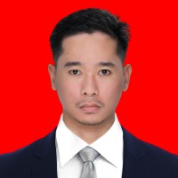 Von Adam Martinez