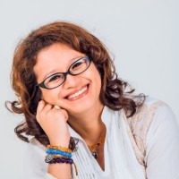 Maya Muchtar
