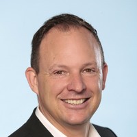 Patrick De Vries