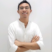 Lee Klein Sinaga