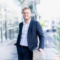 Markus Menzel