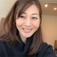 上村佐知子