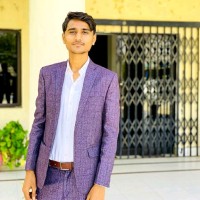 Daniyal (Graphic Designer Pro) Gehlro