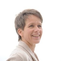 Ruth Arnold