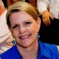 Kimberly Schletewitz, Rhit