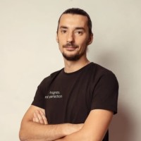 Петр Петров