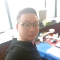 何一飞
